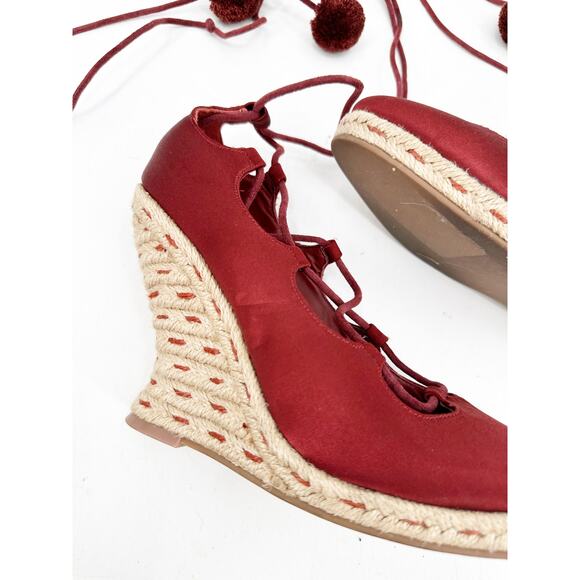 Tory Burch Red Pom Pom Lace Up Satin Wedges Espadrille Size 7 - Picture 3 of 7
